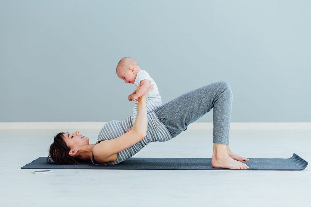 The Postnatal Exercise Book: A Six-month Fitness Programme for Mother and  Baby